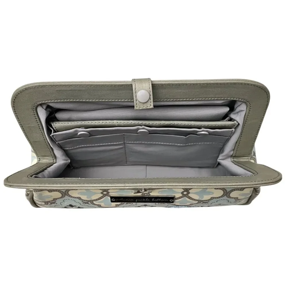 Petunia Pickle Bottom Cross Town Clutch Classically Crete Diaper Bag NWT Blue